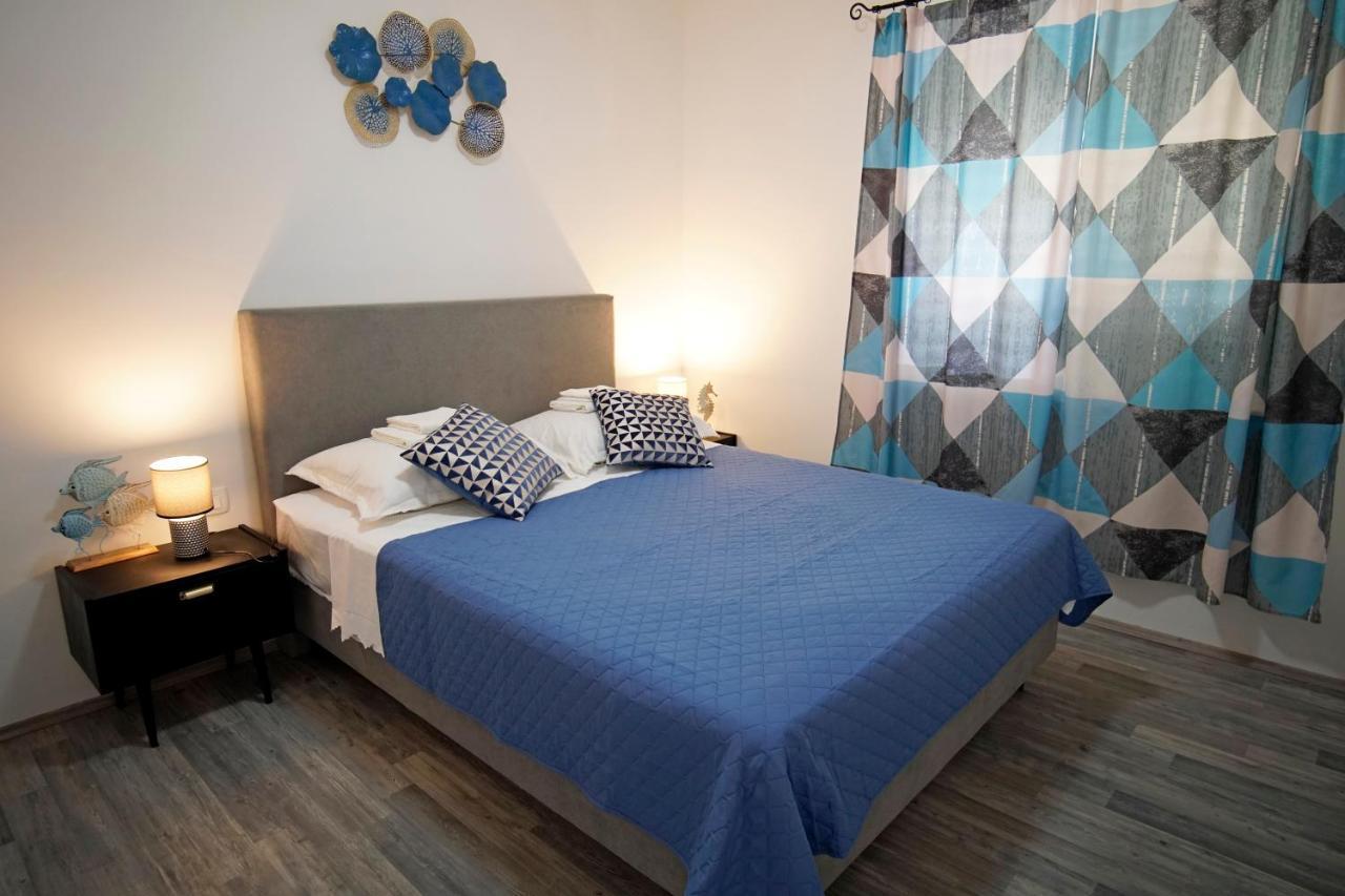 House - Apartman Sarah Kaštela Exteriör bild