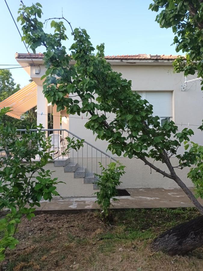 House - Apartman Sarah Kaštela Exteriör bild